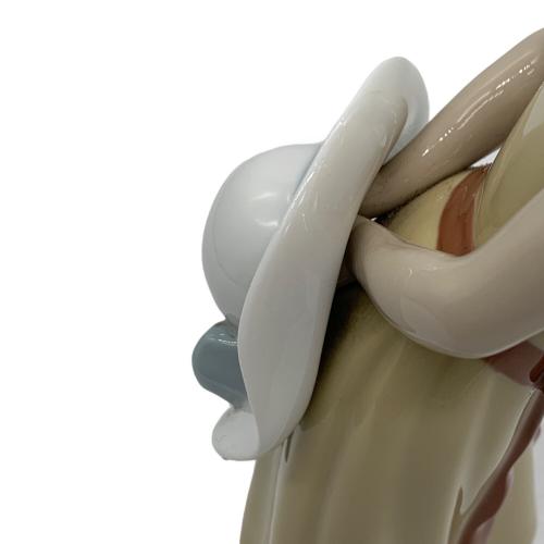LLADRO (リヤドロ) フィギュリン 5006 いたずらな少女