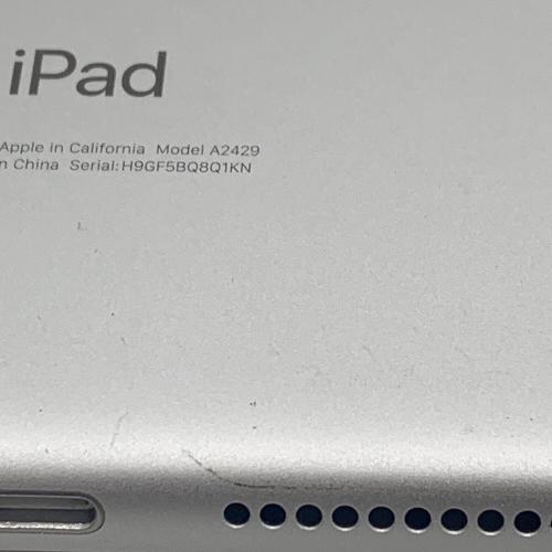 Apple (アップル) iPad(第8世代) A2429
