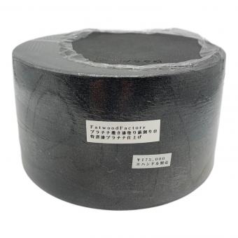 Fatwood Factory (ファットウッド ファクトリー) プラチナ撒き朱漆塗り薪割り台