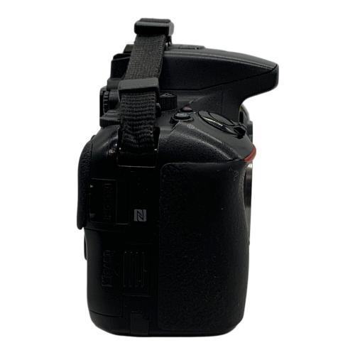 Nikon (ニコン) デジタル一眼レフカメラ D5600