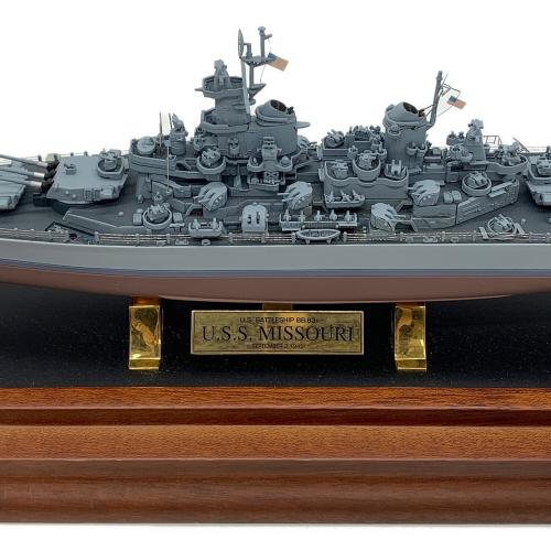 U.S.S MISSOURI U.S BATTLESHIP BB-63 SEPTEMBER2.1945