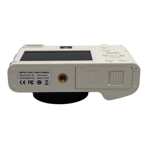 UHD 5K DUAL LENS DIGITAL CAMERA