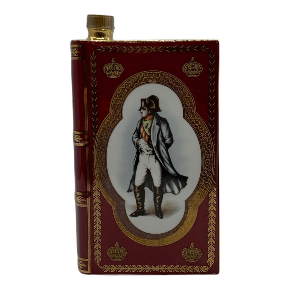 CAMUS (カミュ) NAPOLEON コニャック 本型 700ml｜トレファクONLINE
