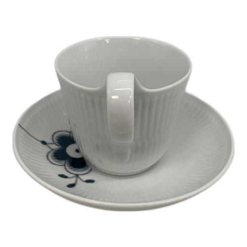 ROYAL COPENHAGEN (ロイヤル・コペンハーゲン) カップ&ソーサー ブラックフルーテッド・メガ