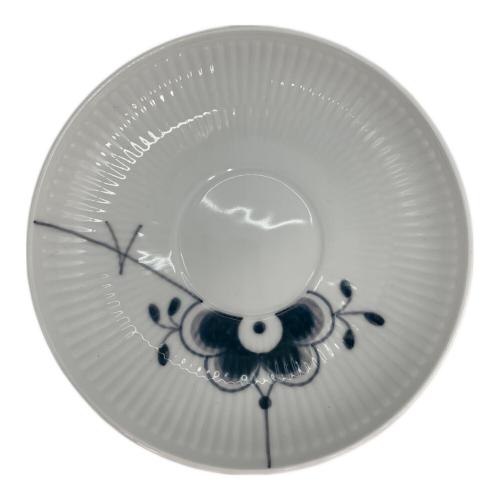 ROYAL COPENHAGEN (ロイヤル・コペンハーゲン) カップ&ソーサー ブラックフルーテッド・メガ