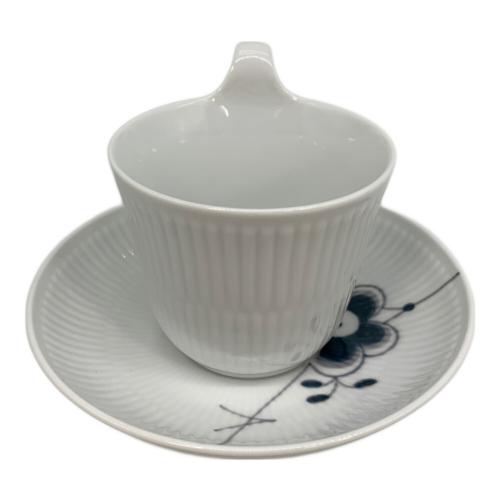 ROYAL COPENHAGEN (ロイヤル・コペンハーゲン) カップ&ソーサー ブラックフルーテッド・メガ