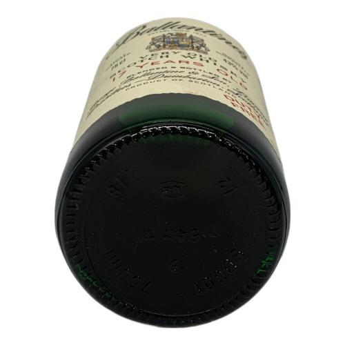 Ballantines (バランタイン) スコッチウイスキー 17年 750ml