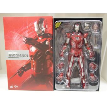 Hot toys アイアンマン3　マーク33 未使用品