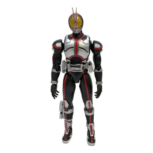 BANDAI (バンダイ) S.H.Figuarts 仮面ライダーファイズ 「仮面ライダー