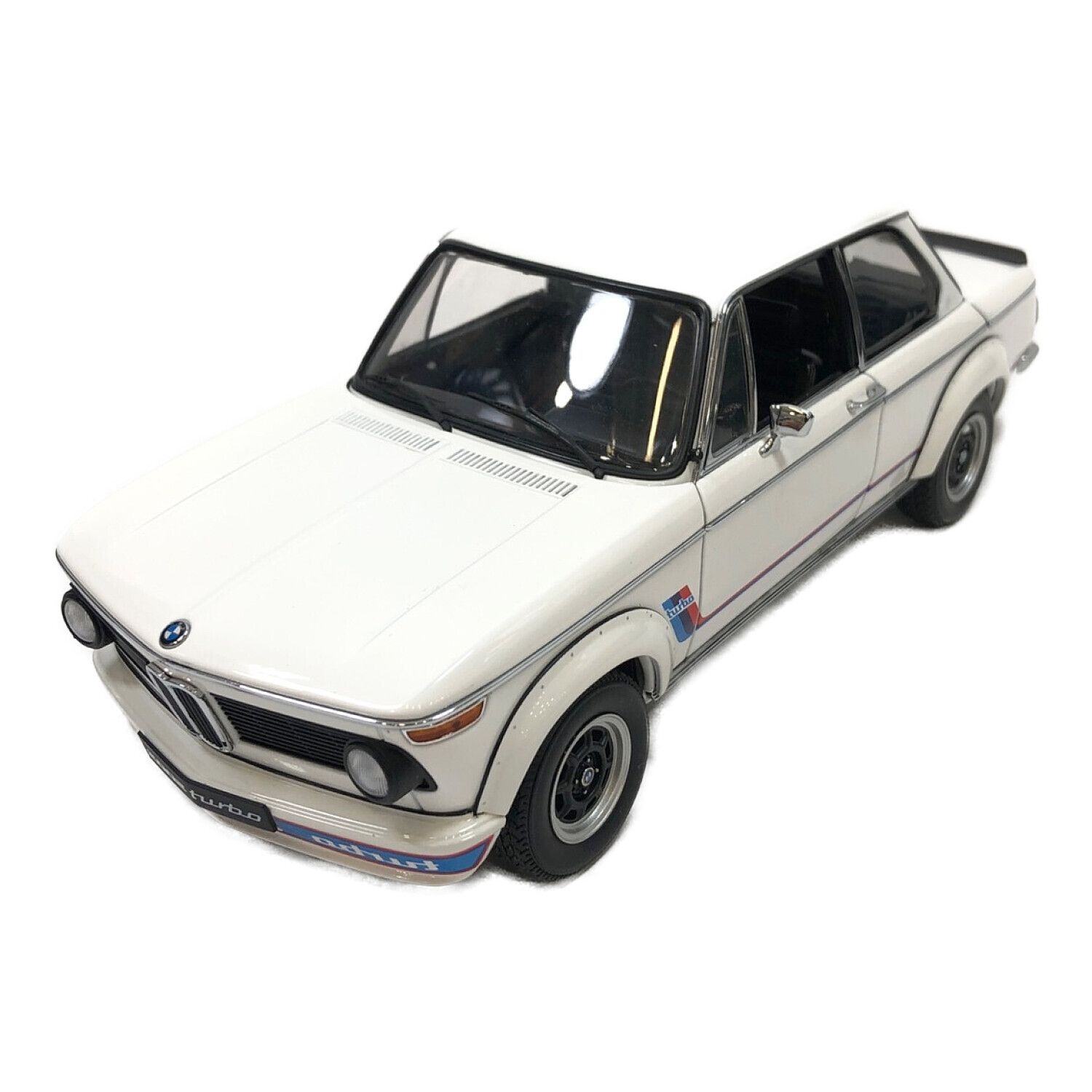 AUTOart (オートアート) ミニカー 1/18 BMW 2002 turbo 1973(ホワイト