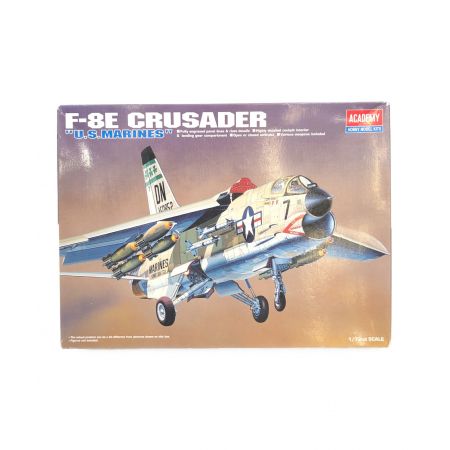 ACADEMY (アカデミー) プラモデル F-8E CRUSADER AM1615