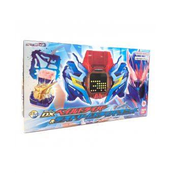 仮面ライダーリバイス (カメンライダーリバイス) 仮面ライダー プレミアムバンダイ DXベイルドライバー&デストリームドライバーユニット