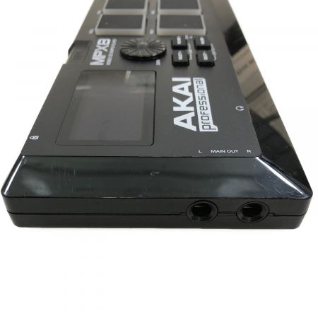AKAI (アカイ) サンプラー USBケーブル付 MPX8 通電確認のみ