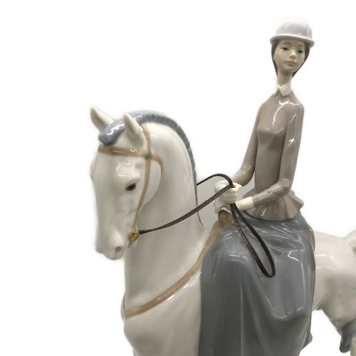 LLADRO リヤドロ フィギュリン 04516 白い馬の少女［AMAZONA WOMAN ON HORSE］