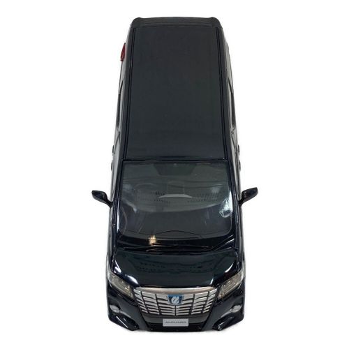 ダイキャストカー TOYOTA（トヨタ） ALPHARD ブラック SCALE 1/30