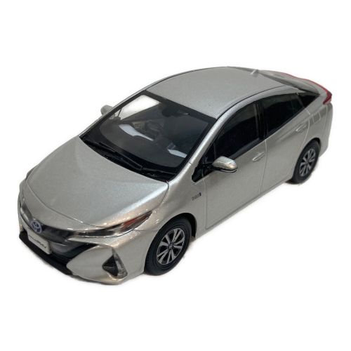 TOYOTA (トヨタ) ミニカー 1/30 NEW PRIUS PHV