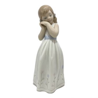 LLADRO (リヤドロ) フィギュリン 我が家のプリンセス