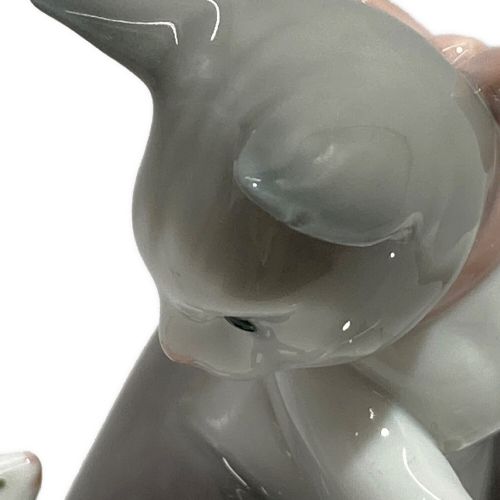 LLADRO（リヤドロ）フィギュリン 驚いた仔猫ちゃん 本体のみ