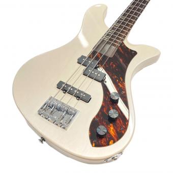 RYOGA (リョウガ) エレキベース DIVER-B442トランスルーセント・パール・ホワイト 日本製