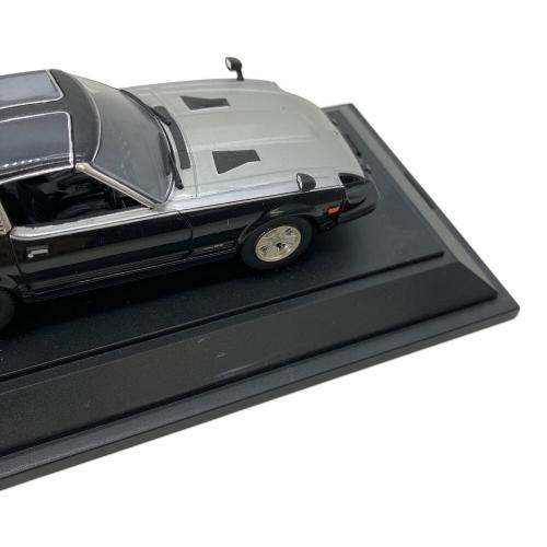 レア　QUEEN 　ミニカー MINICHAMPS (ミニチャンプス) モデルカー Nissan Fairlady 280ZT