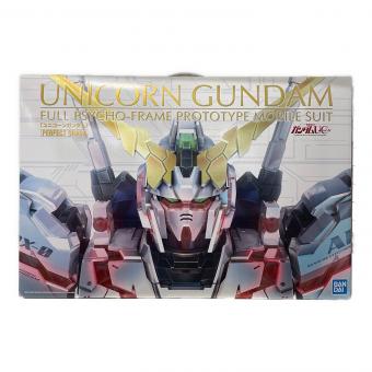 BANDAI (バンダイ) 1/60 RX-0 UNICORN GUNDAM ガンプラ