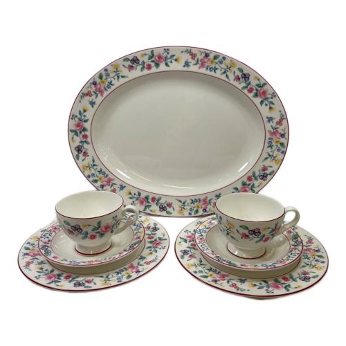 ROYAL ALBERT (ロイヤルアルバート) カップ&ソーサー&プレートセット マーガレット