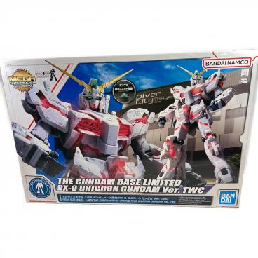 ガンプラ　まとめ売り Gunpla old kit 300 yen 