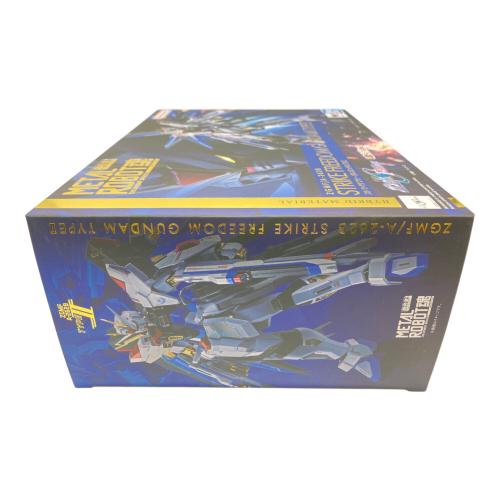 BANDAI (バンダイ) 機動戦士ガンダムSEED FREEDOM METAL ガンプラ ROBOT魂
