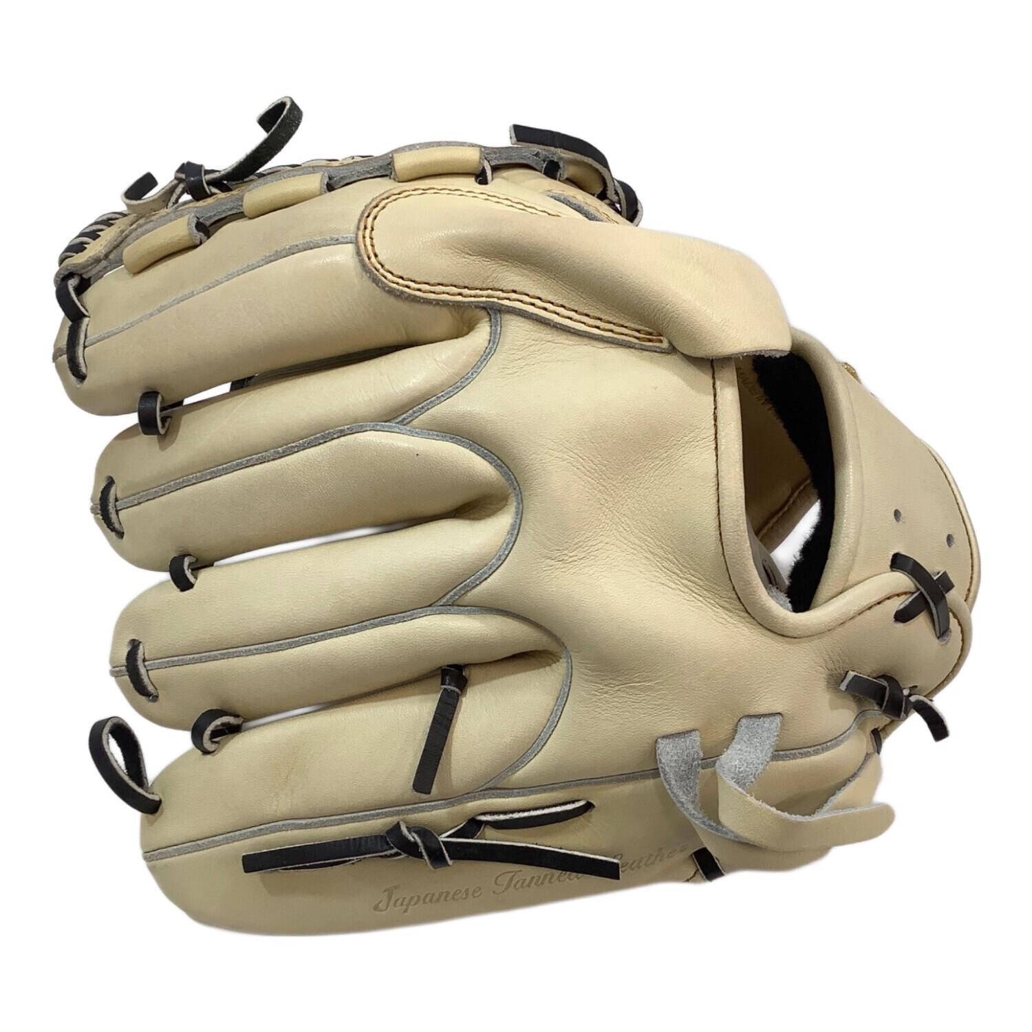 ZETT プロステイタス グローブ ホワイト/ブラック ZETT プロステイタス グローブ ホワイト/ブラック 硬式グラブ