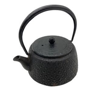 南部鉄器 (ナンブテッキ) 急須 持製