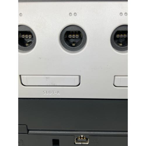 Nintendo (ニンテンドー) GAMECUBE DOL-SKM エンジョイプラスパック 3色AVケーブル同梱 ディスクフタ開閉ボタン・コントローラ難有