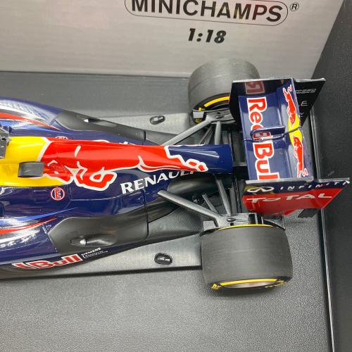 MINICHAMPS (ミニチャンプス) ダイキャストカー Red Bull Racing