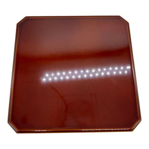 飛騨春慶塗 (ヒダシュンケイヌリ) 漆器 台付隅切三段重