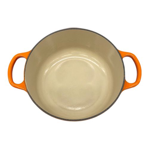 LE CREUSET (ルクルーゼ) 両手鍋 オレンジ 2.4L