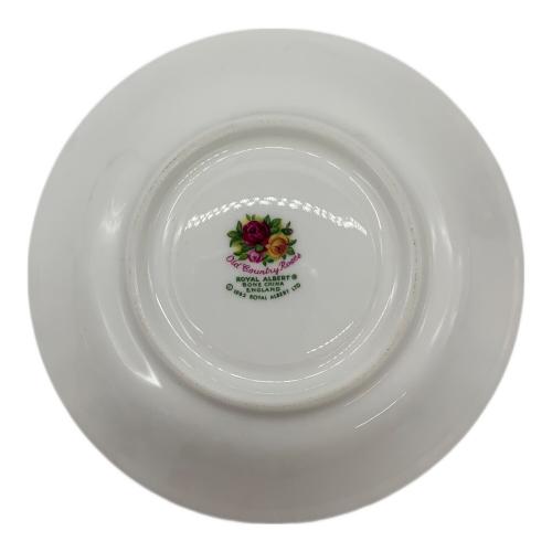 ROYAL ALBERT (ロイヤルアルバート) カップ&ソーサー