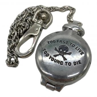 Vivienne Westwood (ヴィヴィアンウエストウッド) 携帯灰皿 チェーン スカル キズ有