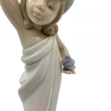 LLADRO (リヤドロ) フィギュリン バスタイム 親指欠損有｜トレファクONLINE