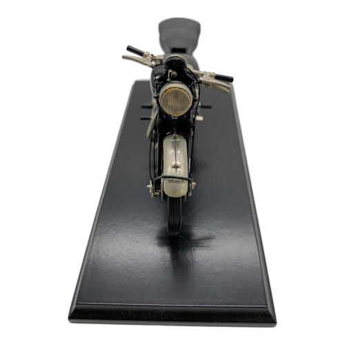 モデルバイク 1950 Vincent Black Shadow