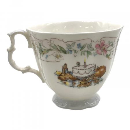 ROYAL DOULTON (ロイヤルドルトン) カップ&ソーサー THE BIRRTHDAY