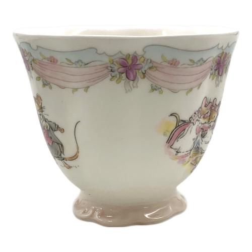 ROYAL DOULTON (ロイヤルドルトン) カップ&ソーサー THE WEDDING