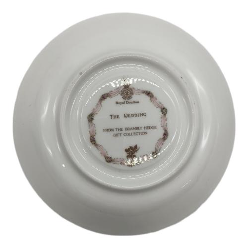 ROYAL DOULTON (ロイヤルドルトン) カップ&ソーサー THE WEDDING