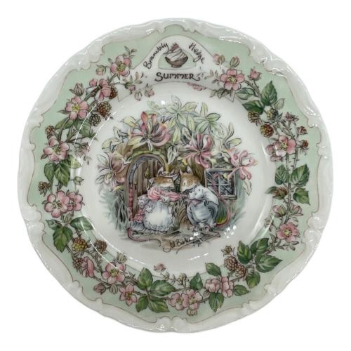 ROYAL DOULTON (ロイヤルドルトン) ラウンドプレート 春～冬 4枚セット