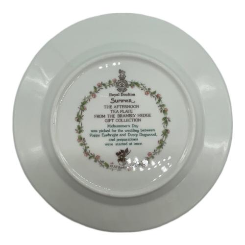 ROYAL DOULTON (ロイヤルドルトン) ラウンドプレート 春～冬 4枚セット