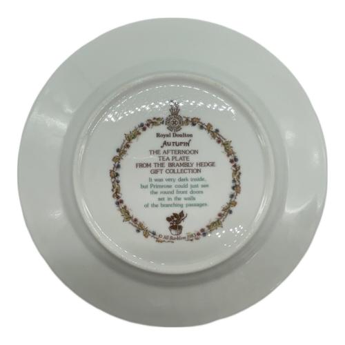 ROYAL DOULTON (ロイヤルドルトン) ラウンドプレート 春～冬 4枚セット