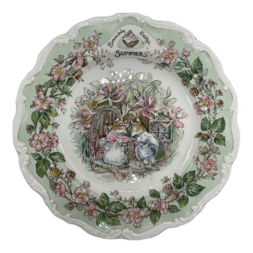 ROYAL DOULTON (ロイヤルドルトン) ラウンドプレートセット 4枚セット