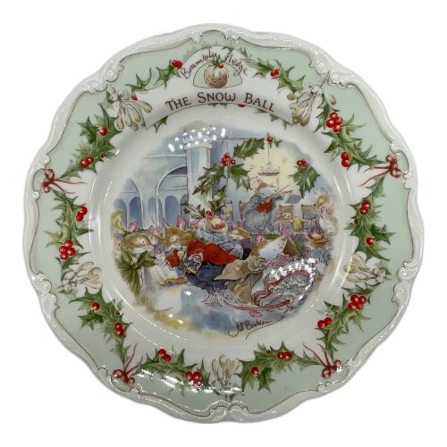 ROYAL DOULTON (ロイヤルドルトン) プレート THE SNOW BALL