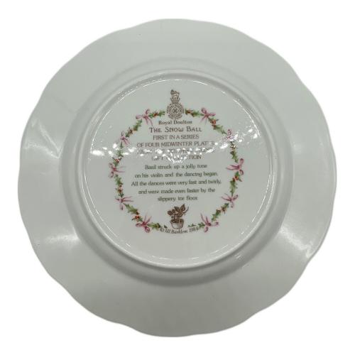 ROYAL DOULTON (ロイヤルドルトン) プレート THE SNOW BALL