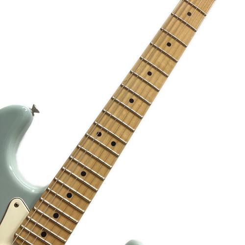 FENDER (フェンダー) エレキギター USA製 @ Π ストラトキャスター Highway One Stratocaster Update 動作確認済み Z6270324