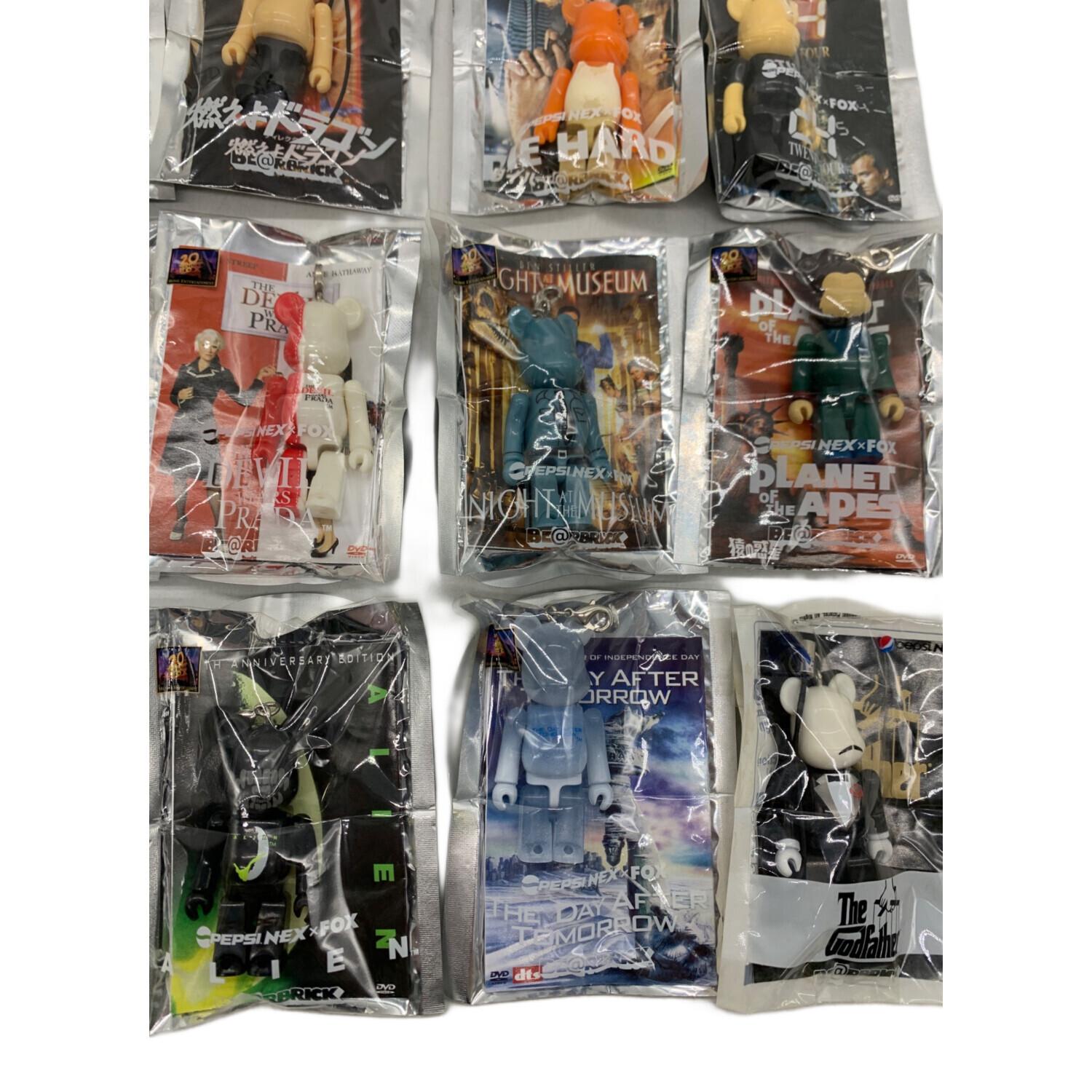 BEAR BRICK (ベアブリック) 映画シリーズ×BE@BRICK｜トレファクONLINE