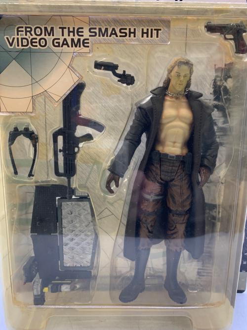 マクファーレントイズ メタルギアソリッド リキッドスネーク フィギュア